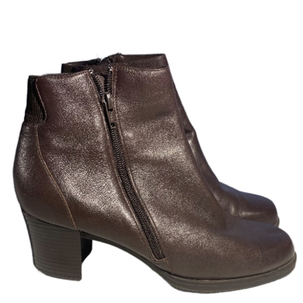 mister Shoes Woman’s Booties